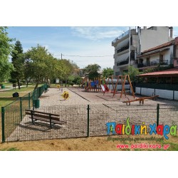 Ανάπλαση παιδικής χαράς με ελαστικό δάπεδο και ποταμίσιο βότσαλο 2-8χιλ.