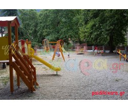 Παιδική χαρά σε κέντρο πόλης Δήμου Καλαβρύτων