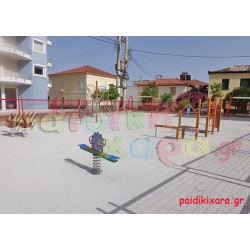 Παιδική χαρά σε κέντρο πόλης