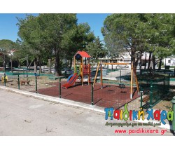 Ανακαίνιση παιδικής χαράς με ξύλινες κατασκευές