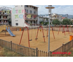 Νέα Πιστοποιημένη παιδική χαρά με φωτισμό